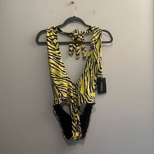 Icon Swim Women's Yellow Zebra Print Strappy Halter One Piece Swimsuit XL NWT